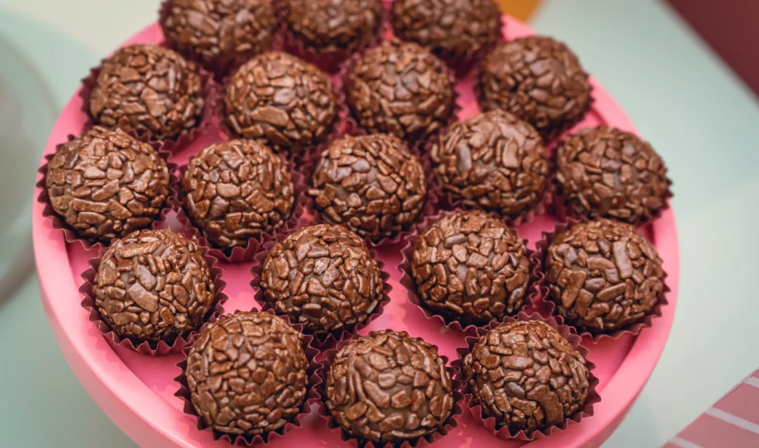 brigadeiros de chocolate de leite